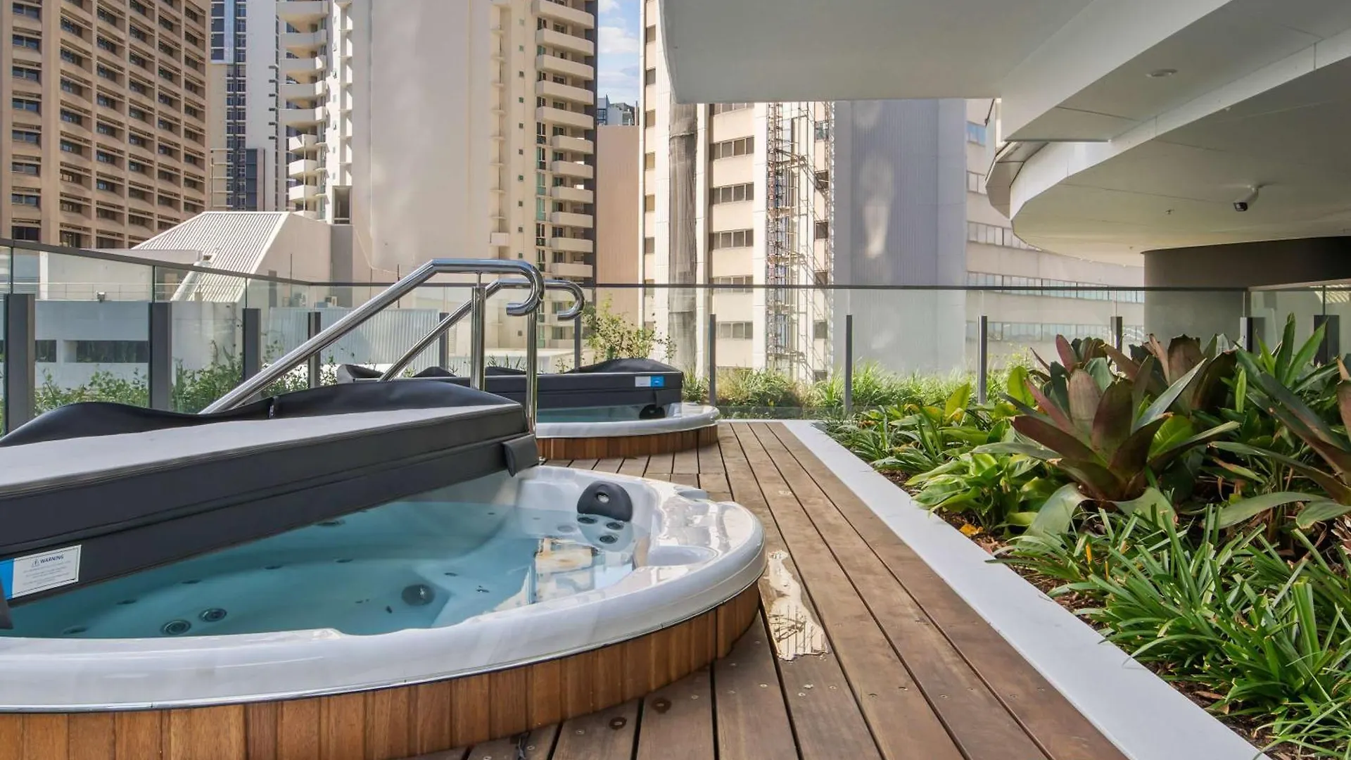 Luxury Retreat Qwr River & City Views Brisbane 0*,