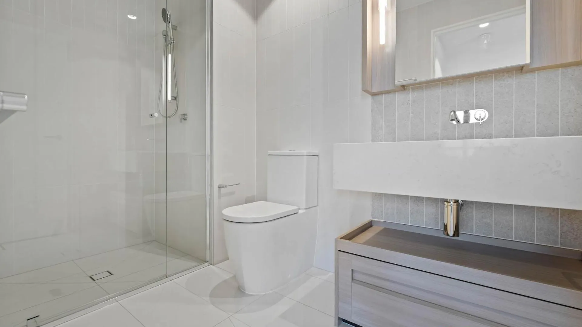 Luxury Retreat Qwr River & City Views ブリスベン